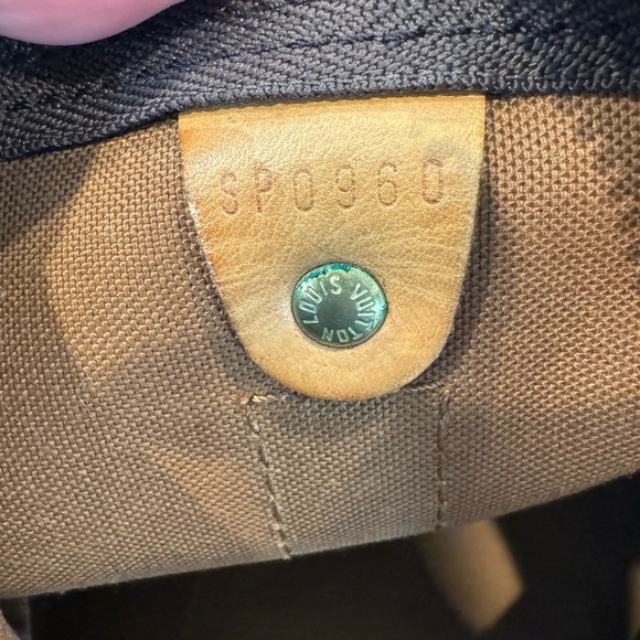 Authentic Louis Vuitton Keepal Bandolier 55 travel bag - Picture 15 of 15